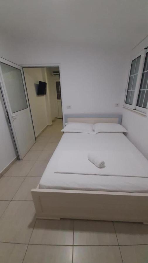 Amber Apartments Sarandë 객실 사진